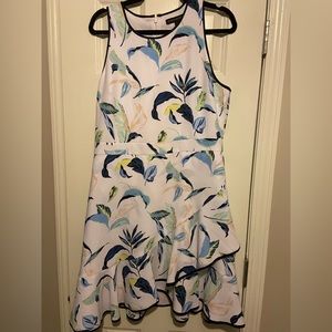 Dress maybe worn once. I didn’t like the fit on me.